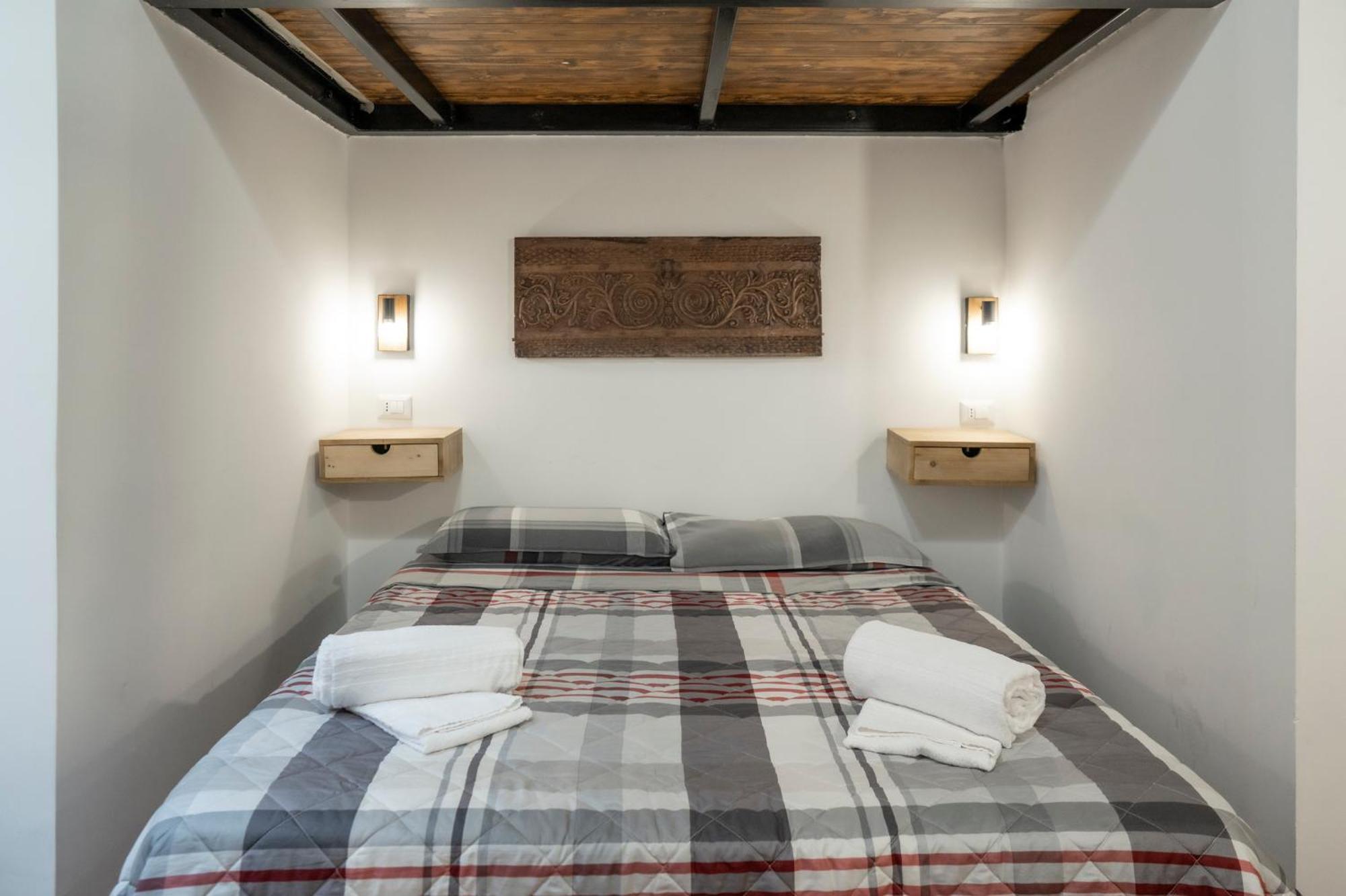 Home Domus Capocci - Rione Monti Rome Exterior photo