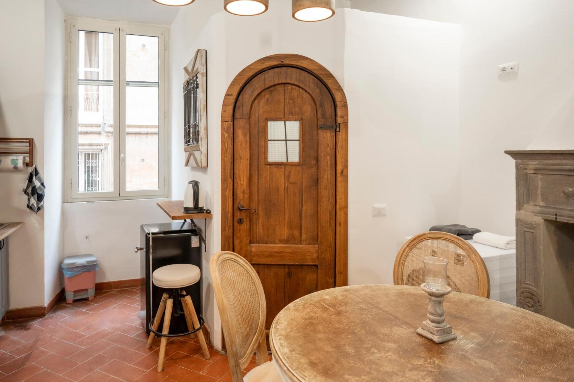Home Domus Capocci - Rione Monti Rome Exterior photo