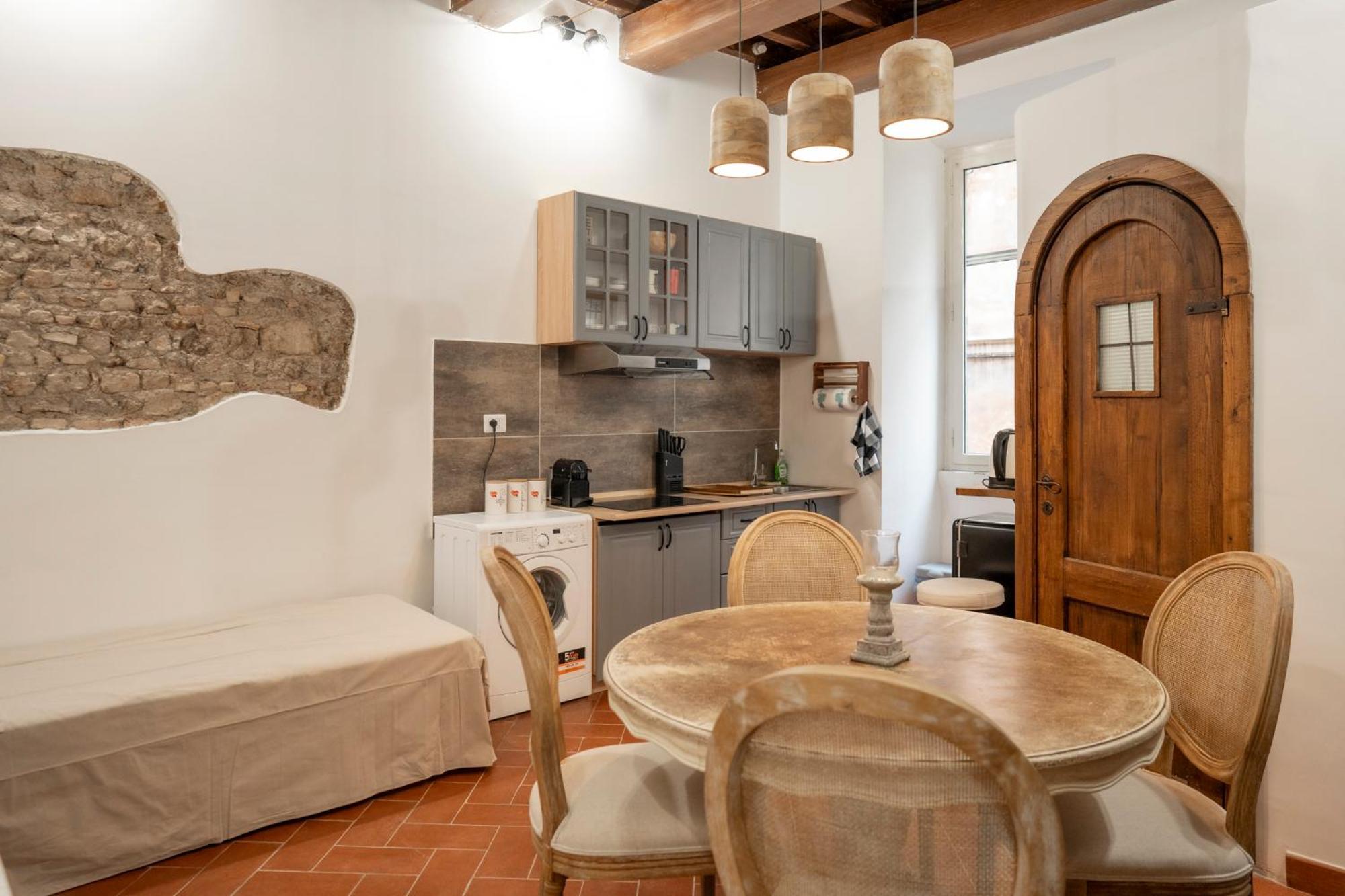Home Domus Capocci - Rione Monti Rome Exterior photo